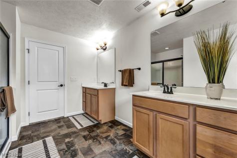 8852 Hazelwood Run North Ridgeville OH 44039