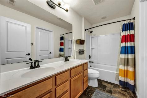 8852 Hazelwood Run North Ridgeville OH 44039
