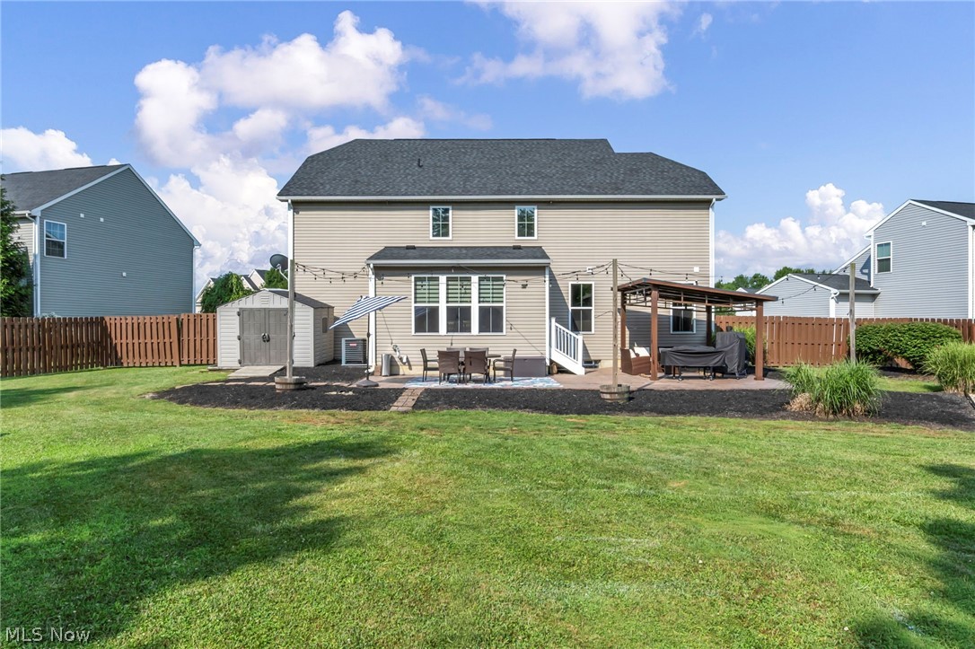 8852 Hazelwood Run North Ridgeville OH 44039