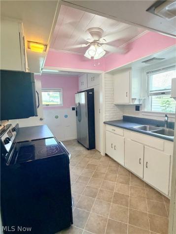 218 Lincoln Street Ravenna OH 44266