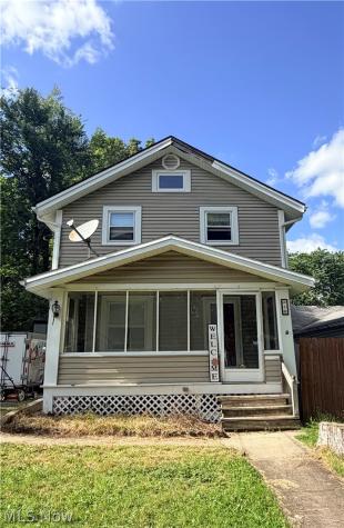 218 Lincoln Street Ravenna OH 44266
