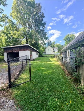 218 Lincoln Street Ravenna OH 44266