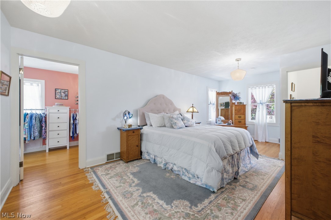 12 Riverside Drive Poland OH 44514