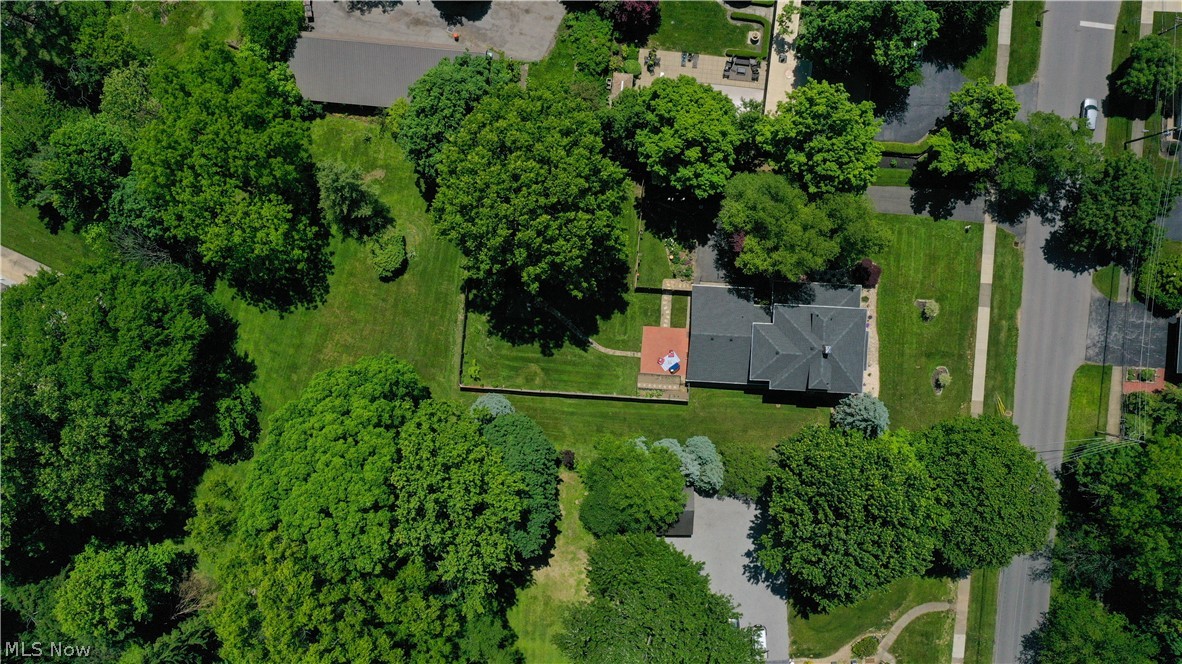 12 Riverside Drive Poland OH 44514