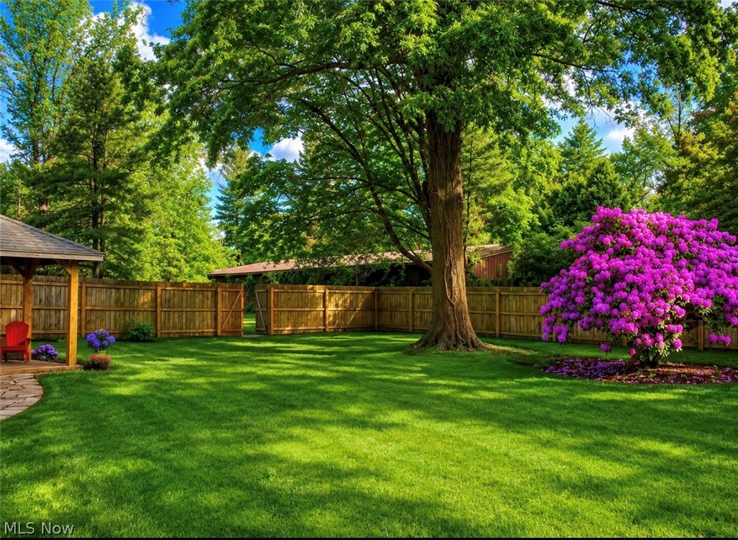 12 Riverside Drive Poland OH 44514