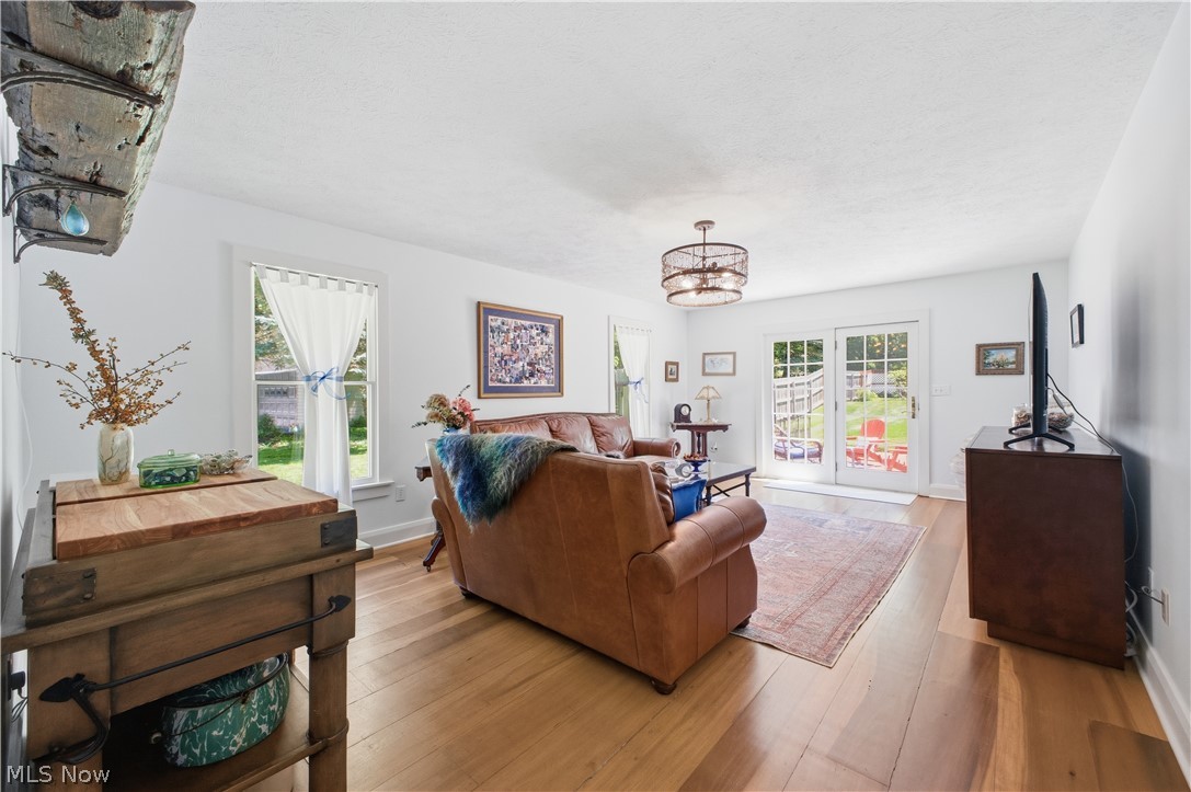 12 Riverside Drive Poland OH 44514