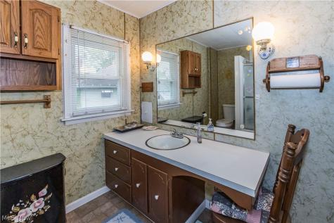 418 9th Street NE Massillon OH 44646