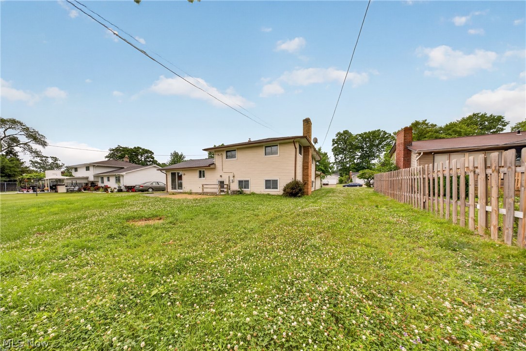 13986 Cherokee Trail Middleburg Heights OH 44130