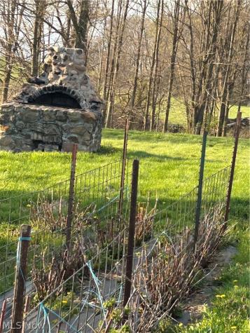 6050 Township Road 606 Fredericksburg OH 44627