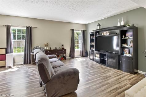1240 Creekledge Court Streetsboro OH 44241