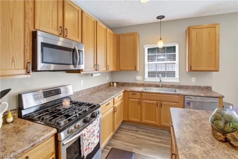 1240 Creekledge Court Streetsboro OH 44241