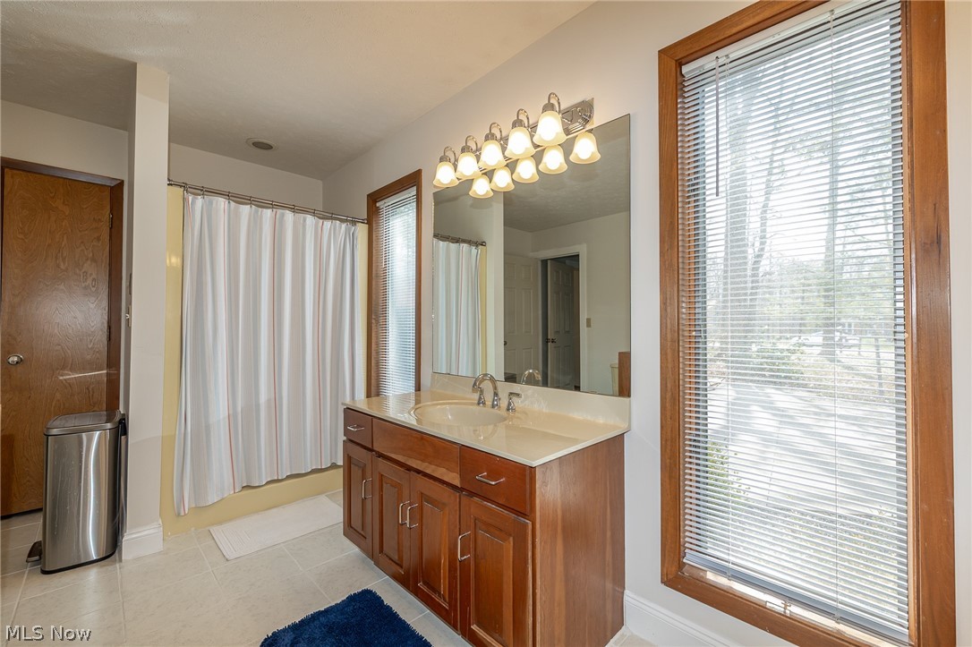 3573 Autumn Tree Drive Medina OH 44256