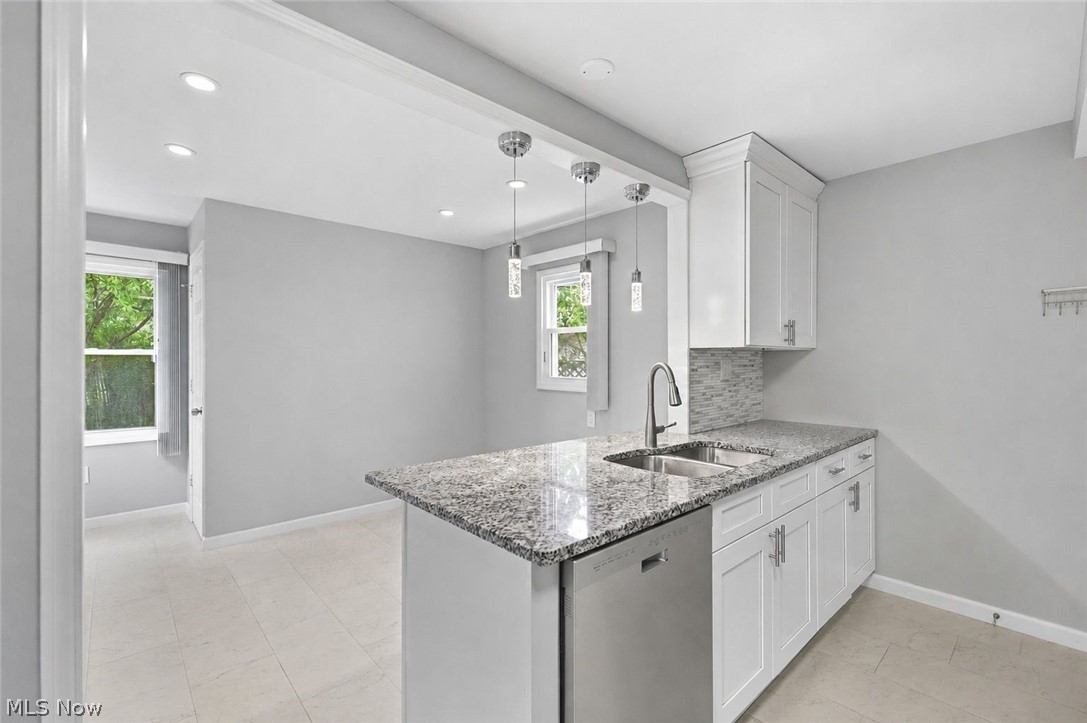 1518 Roselawn Road Mayfield Heights OH 44124