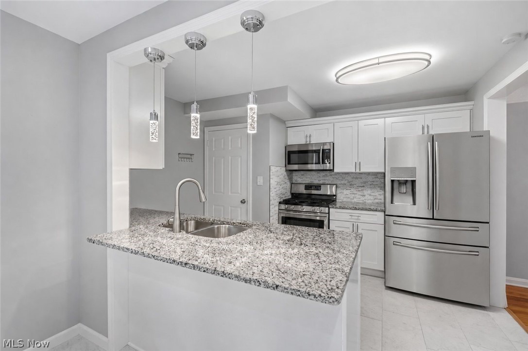 1518 Roselawn Road Mayfield Heights OH 44124
