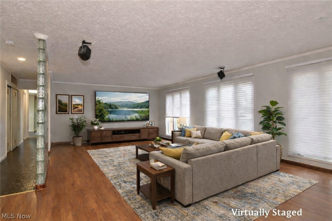 12894 Falling Water Road Strongsville OH 44136