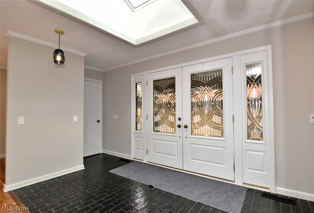 12894 Falling Water Road Strongsville OH 44136