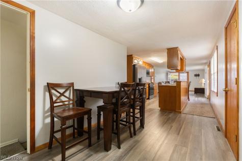 4548 3rd Street NW Canton OH 44708