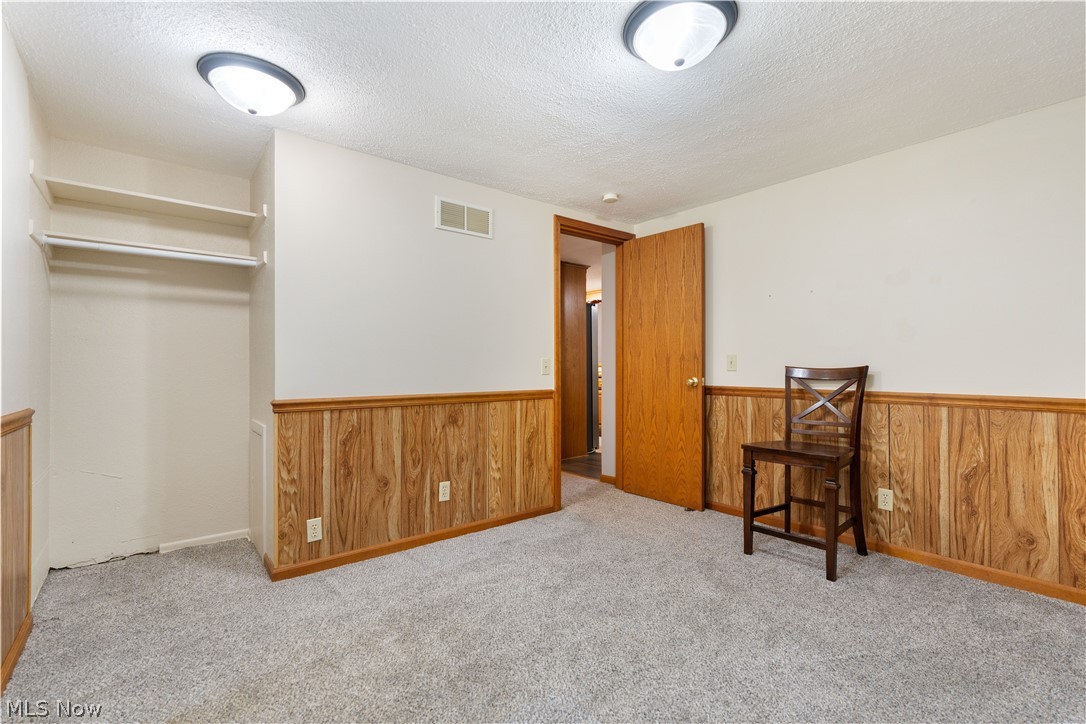 4548 3rd Street NW Canton OH 44708