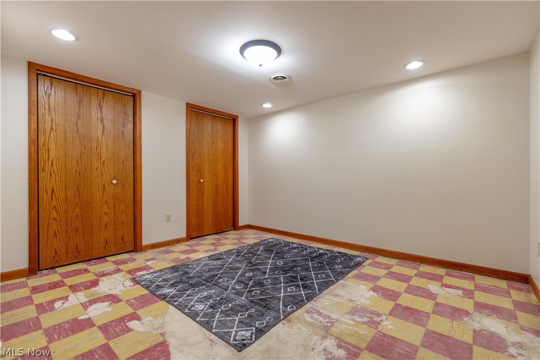 4548 3rd Street NW Canton OH 44708