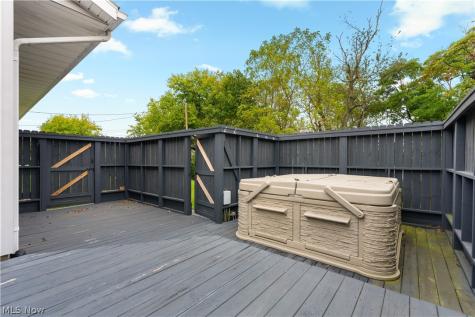 4548 3rd Street NW Canton OH 44708