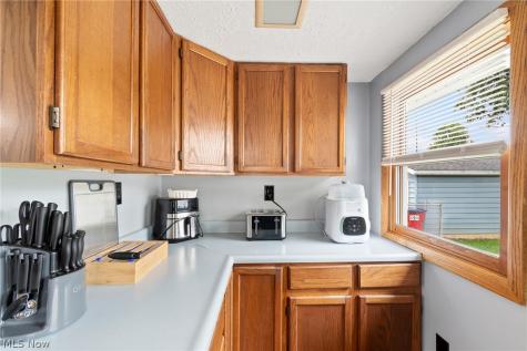 664 W Oregon Avenue Sebring OH 44672