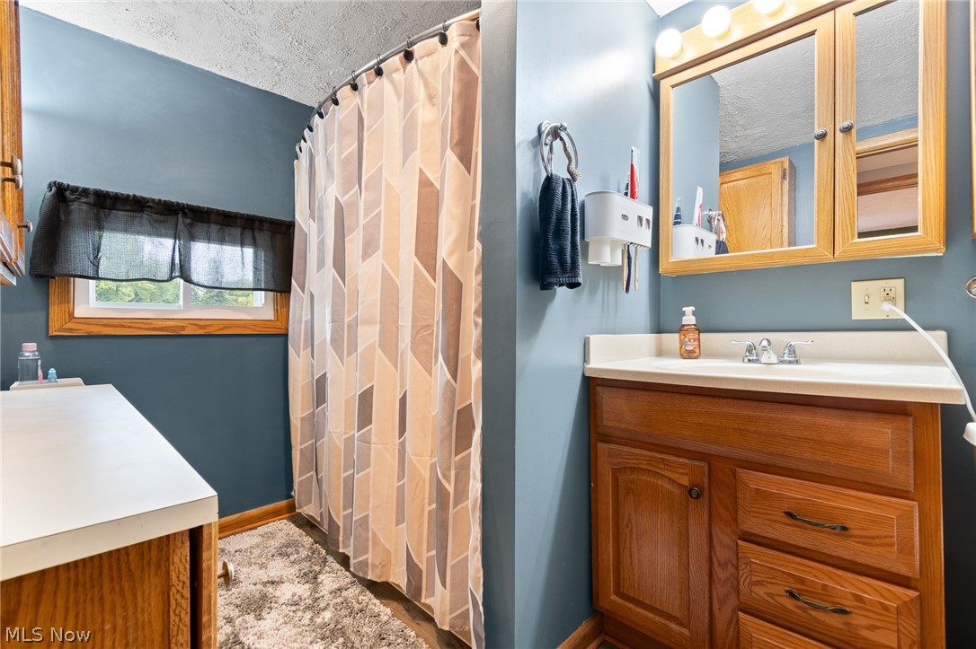 664 W Oregon Avenue Sebring OH 44672