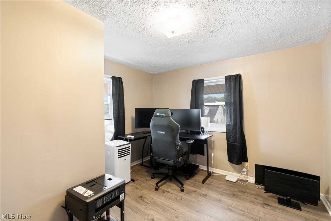 664 W Oregon Avenue Sebring OH 44672