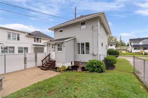 664 W Oregon Avenue Sebring OH 44672