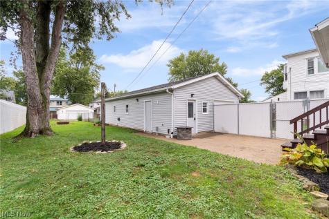 664 W Oregon Avenue Sebring OH 44672