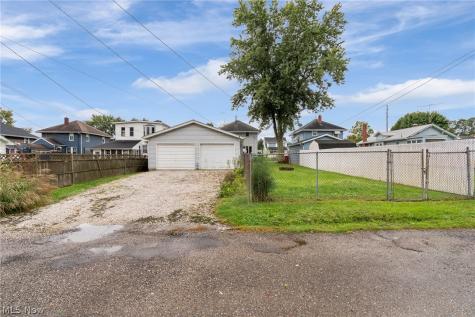 664 W Oregon Avenue Sebring OH 44672