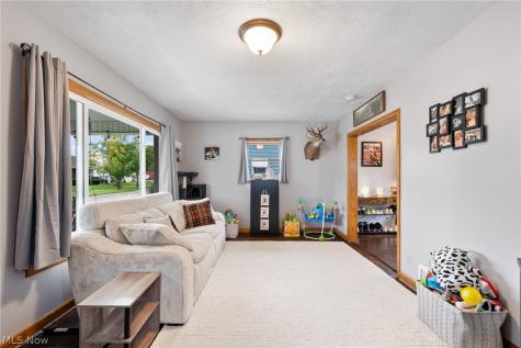 664 W Oregon Avenue Sebring OH 44672