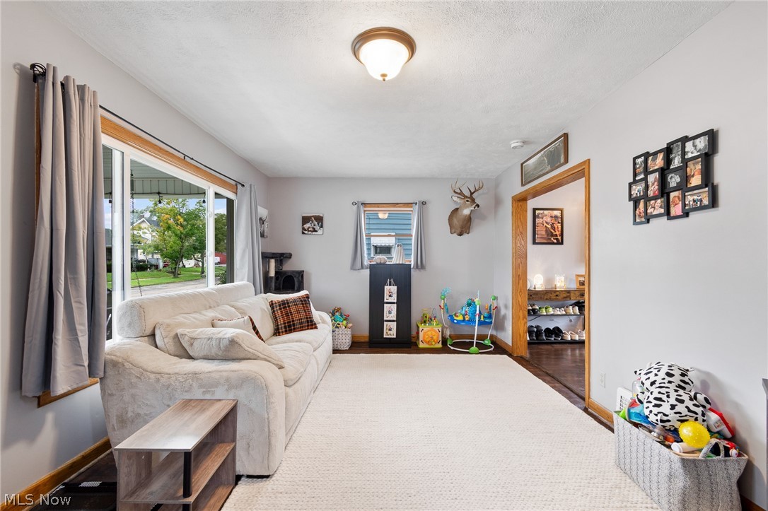 664 W Oregon Avenue Sebring OH 44672