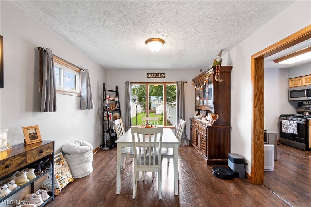 664 W Oregon Avenue Sebring OH 44672