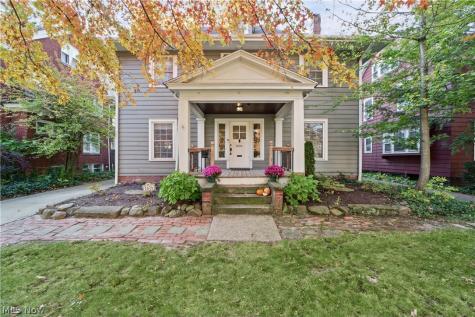 2826 Coleridge Road Cleveland Heights OH 44118