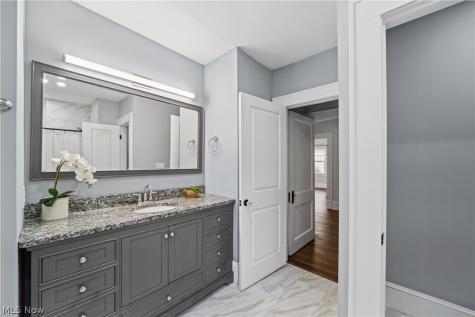 2826 Coleridge Road Cleveland Heights OH 44118