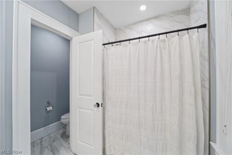 2826 Coleridge Road Cleveland Heights OH 44118