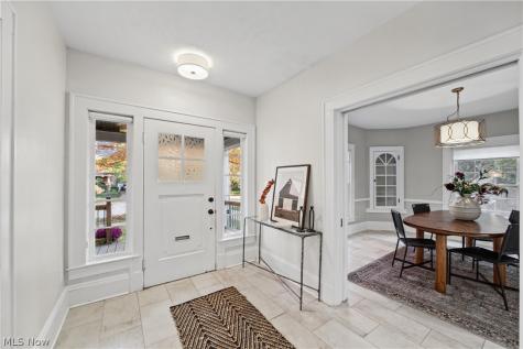2826 Coleridge Road Cleveland Heights OH 44118