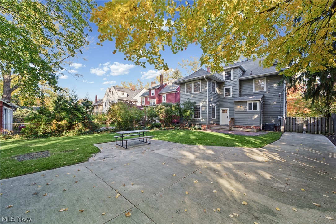 2826 Coleridge Road Cleveland Heights OH 44118