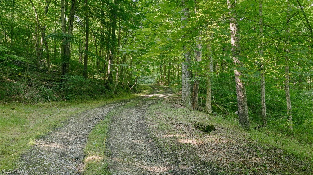 20510 County Road 6 Coshocton OH 43812