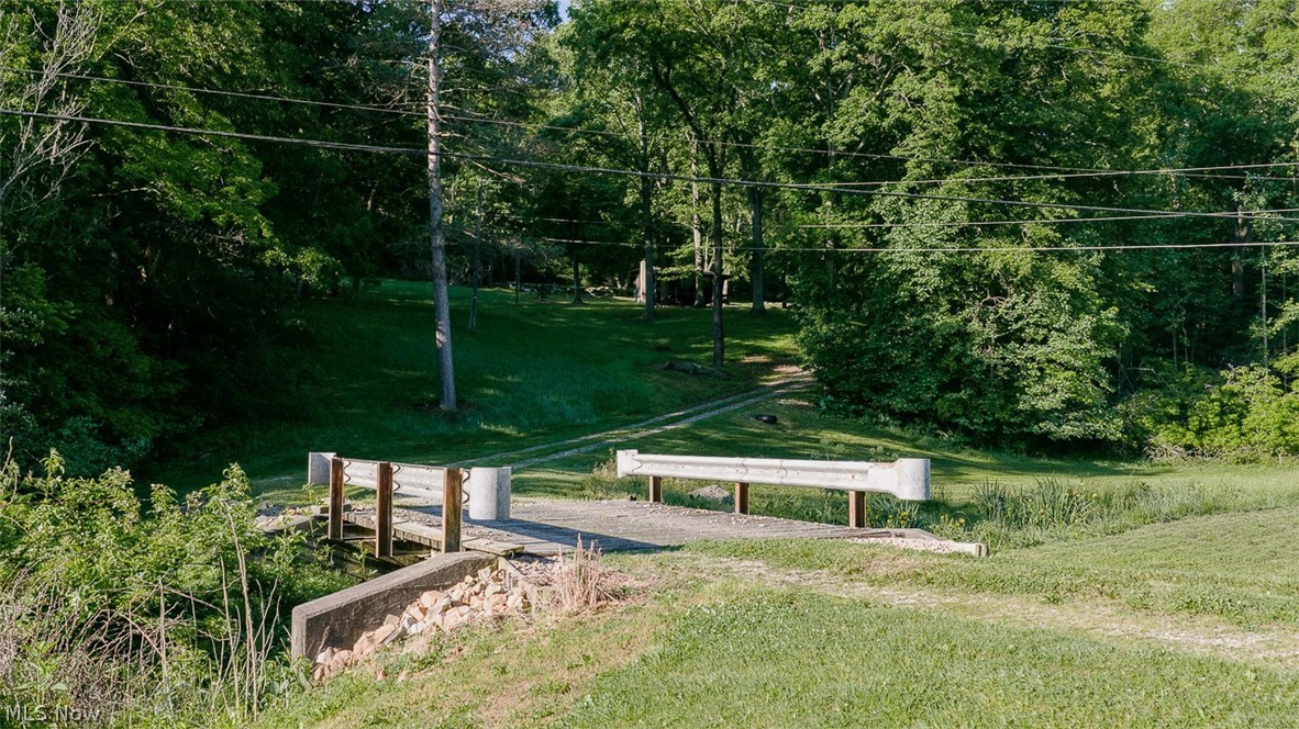 20510 County Road 6 Coshocton OH 43812