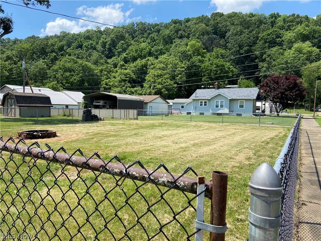 102 Downs Avenue Newcomerstown OH 43832