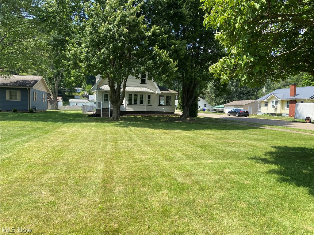 102 Downs Avenue Newcomerstown OH 43832