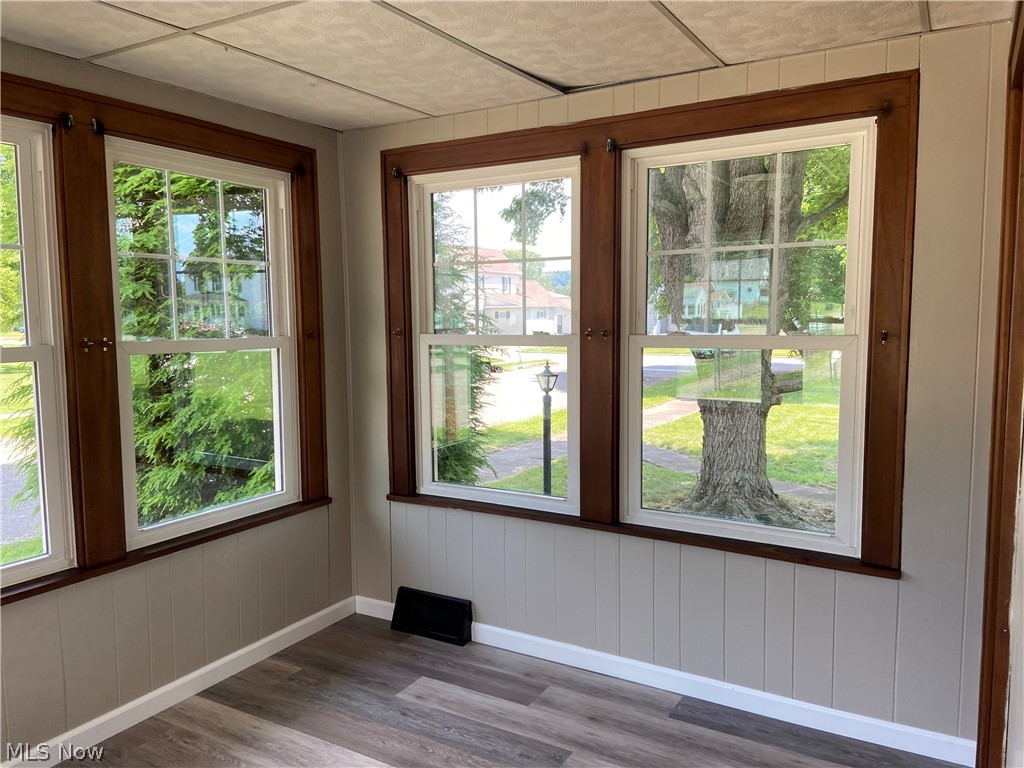 102 Downs Avenue Newcomerstown OH 43832