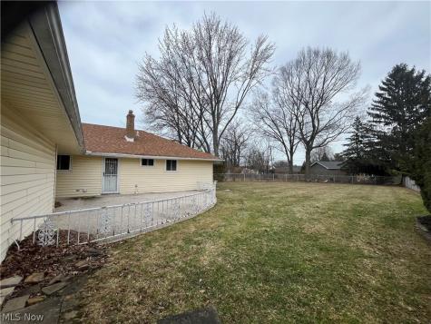 437 Audrey Drive Richmond Heights OH 44143