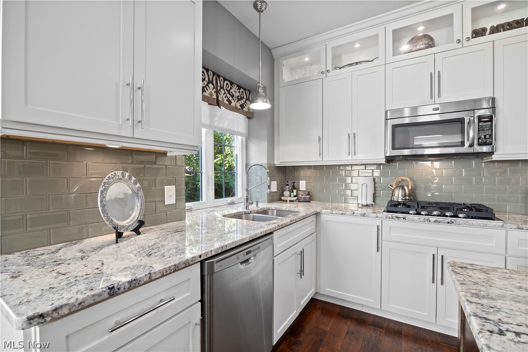 35263 Emory Drive Avon OH 44011