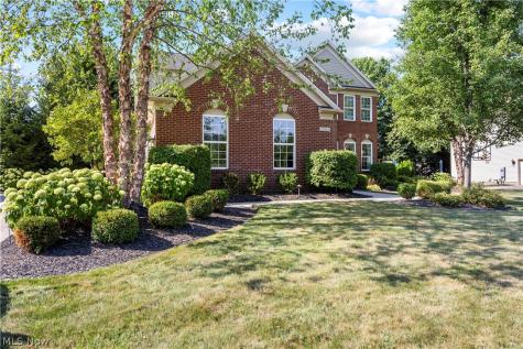 35263 Emory Drive Avon OH 44011