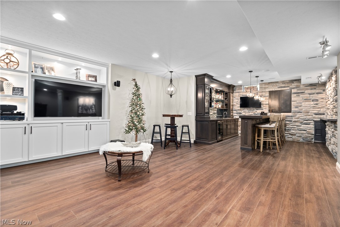 35263 Emory Drive Avon OH 44011