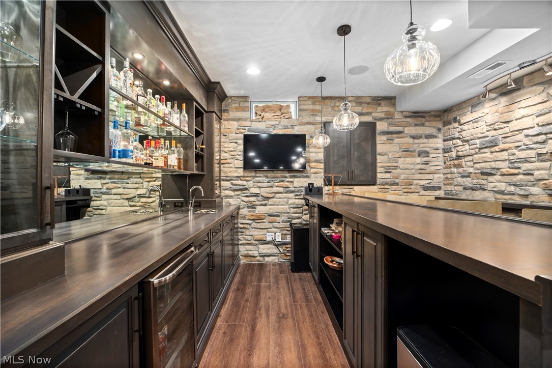 35263 Emory Drive Avon OH 44011