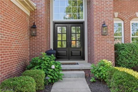 35263 Emory Drive Avon OH 44011