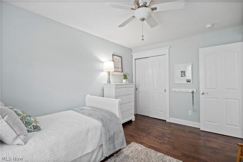 35263 Emory Drive Avon OH 44011